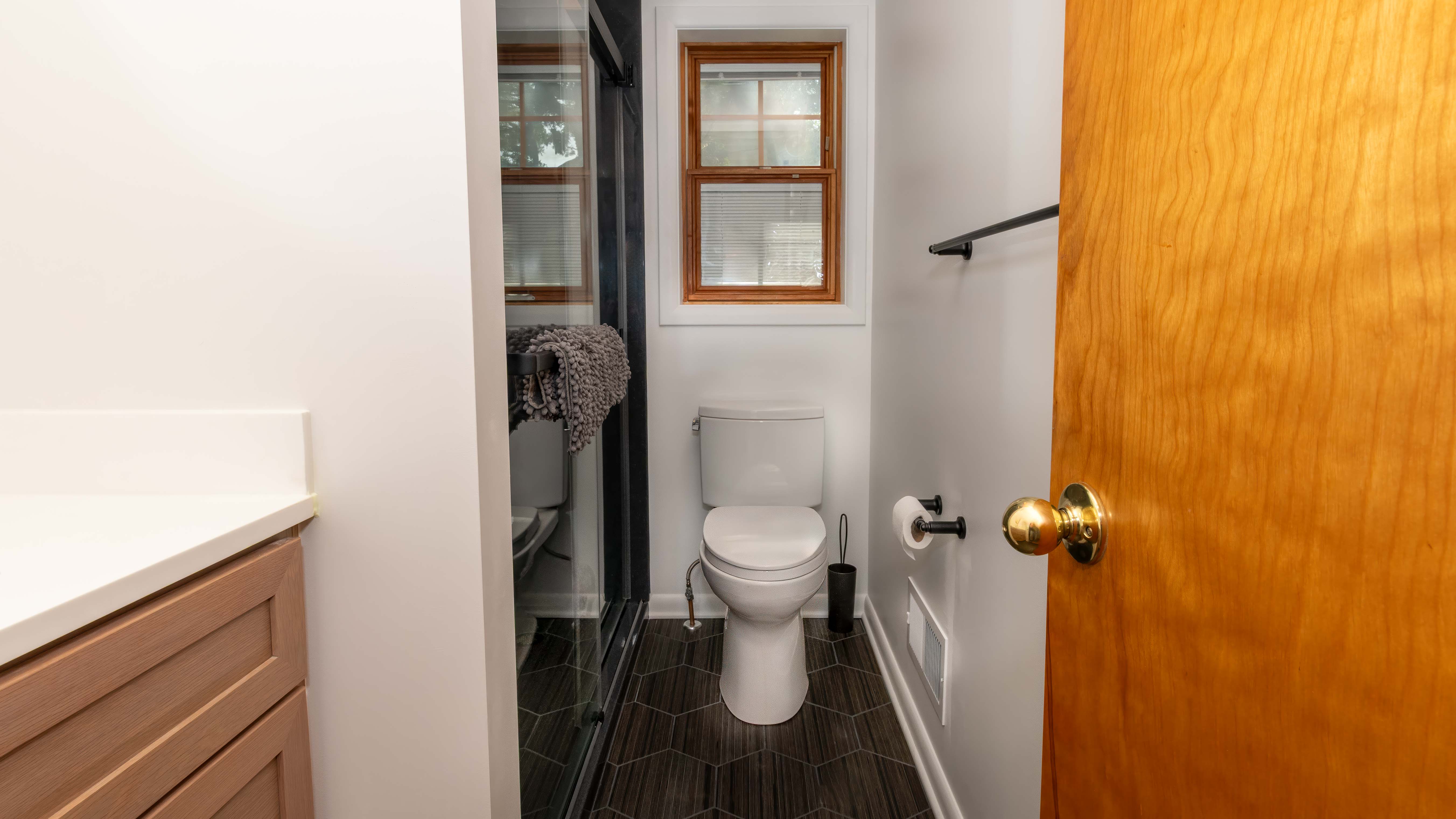 45 Paxton Rd. Delmar 11 of 104 Edit